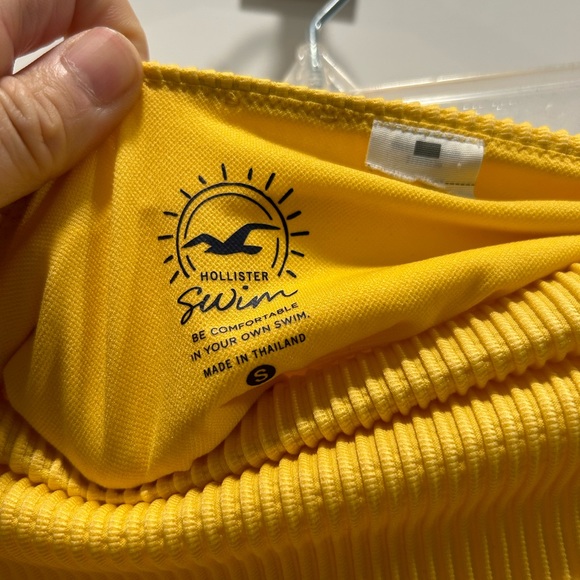 Hollister high-waist high-leg cheeky bikini bottoms - Picture 4 of 4